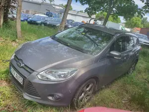 Ford Focus Turnier 1.0 EcoBoost Champions /Motorschaden