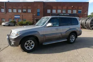 Hyundai Terracan 2.9 CRDi GLS Team 06*Leder*Temp*AHK*4WD