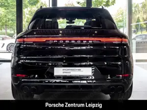 Porsche Cayenne E-Hybrid SportDesign HD-Matrix AHK HeadUp Bild 5