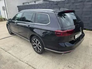 Volkswagen Passat Variant Elegance 2.0 TDI DSG *MATRIX,ACC,AHK,,APP* Bild 5 Volkswagen Passat Variant Elegance 2.0 TDI DSG *MATRIX,ACC,AHK,,APP* Bild 5