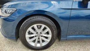 Volkswagen Passat Variant 1.6TDI Business - LED* ACC* LAN* Bild 3