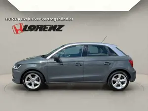 Audi A1 1.0TFSI Sportback Sport SHZ PDC AHK ALLWETTER Bild 4