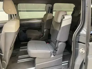 Volkswagen T7 Transporter Multivan Life lang LÜ/IQ-Light/PANO/KAMERA/NAVI Bild 5