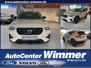Volvo XC40 B4 B DKG Ultra Dark Panorama+360 Kamera+Drive