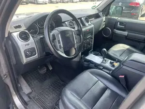 Land Rover Discovery V6 TD SE Motorschade Bild 3