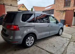 Volkswagen Sharan 2.0 TDI BlueMotion Technology Trendline Bild 4