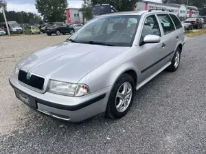 Skoda Octavia Combi 1.6 GLX 74kW Tüv + Insp. neu