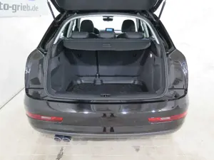 Audi Q3 sport quattro, Xenon, Navi, Sportsitze Bild 5