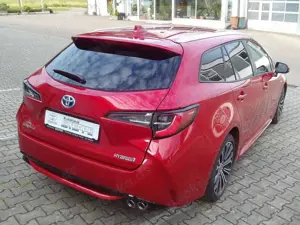 Toyota Corolla Touring Sports Hybrid 2.0 Team Deutschland Bild 5