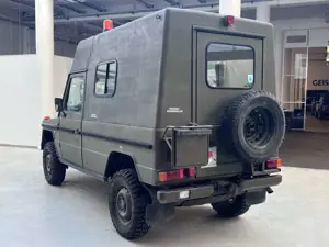 Mercedes-Benz G 230 Steyr PUCH Automatik+Leder+Bettmöglichkeit Bild 4