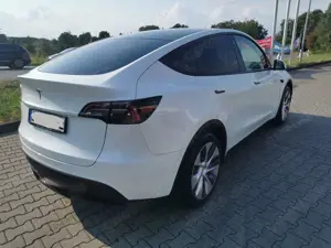 Tesla Model Y Model Y RWD Bild 5