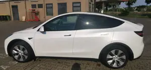 Tesla Model Y Model Y RWD Bild 2