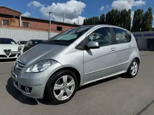 Mercedes-Benz A 180 CDI*NAVI*KLIMA*TEMP*TÜV27*PDC*SITZH*PANO