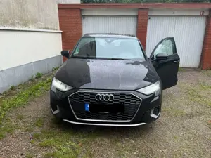 Audi A3 A3 30 TFSI Sportback S tronic advanced