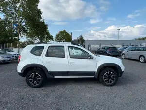 Dacia Duster I Urban Explorer 4x2 Bild 2