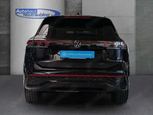 Volkswagen Tiguan 2.0 TDI "R-LINE"150 PS DSG+NEUES MODELL+NAVI+SHZ+P Bild 5