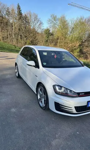 Volkswagen Golf GTI BlueMotion Technology DSG