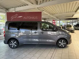 Toyota Proace Verso  L1 Team*Umbau Rollstuhl* Aut. Xenon