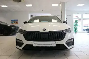 Skoda Octavia Combi RS Virtual Navi HUD ACC Canton DAB Bild 5