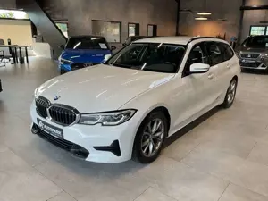 BMW 320 d Touring xDr. Sport Line AHK Laserl. LiveC.