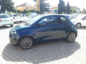 Fiat 500e 3+1 Icon MJ22 320km Reichweite
