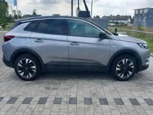 Opel Grandland X 1.2 Automatik Business INNOVATION,NAVI,Kamera,