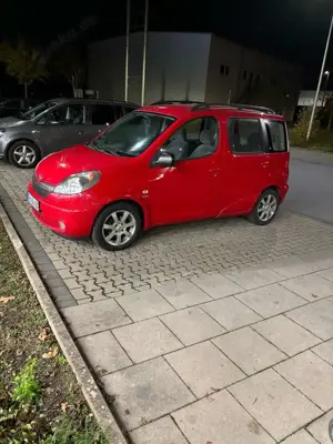 Toyota Verso Yaris Verso HU 03/26 BREMSEN NEU