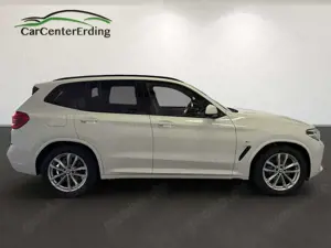 BMW X3 xDrive30d*M Sport*A.LED*Navi*Kamera*AHK*Pano* Bild 3