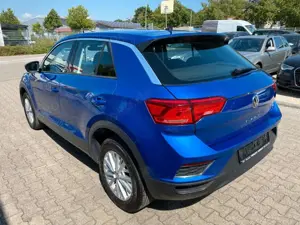 Volkswagen T-Roc Basis Bild 3