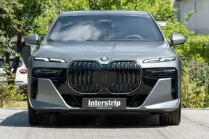 BMW 740 d M SPORT.SKY.MASSAGE.INDIVIDUAL.BW.5/100 Bild 2