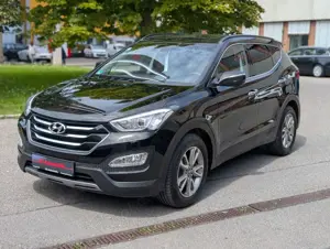 Hyundai SANTA FE Premium 2.2 CRDi/Allrad/Xenon/4xSHZ/Automatik