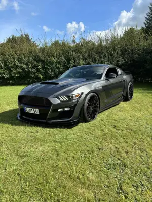 Ford Mustang 5.0 Ti-VCT V8 Aut. GT Bild 5