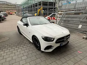 Mercedes-Benz E 220 E 220 d Cabrio 9G-TRONIC AMG Line