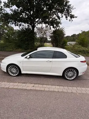 Alfa Romeo GT 2.0 JTS Selespeed Distinctive