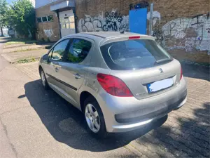 Peugeot 207 SW 75 Urban Move Bild 2
