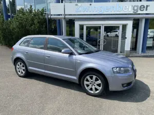 Audi A3 Sportback 1.6 FSI Attraction Klimaaut.