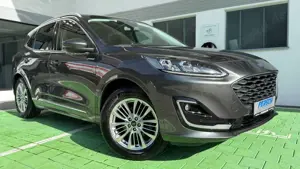 Ford Kuga FHEV Autom. Vignale m. Navi u. Freisprecheinr.