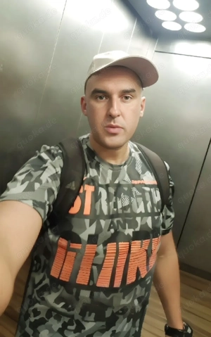 Biete erotische Massagen zur Entspannung und Sex für Männer (ab 18 Jahre) Bild 8