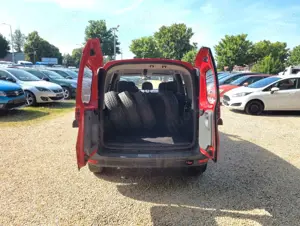 Dacia Logan MCV Kombi Basis 1.4*SR+WR*Motor dreht* Bild 5