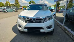 Nissan Navara NP300 Tekna Double Cab 4x4