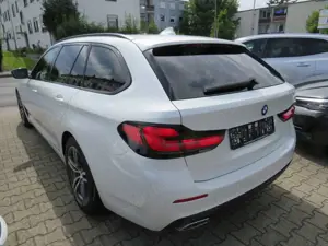 BMW 520 dA touring Sport Line *1.Hand *Pano *Leder *Kamera Bild 4