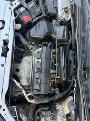 Honda Civic 1.4i S Bild 4