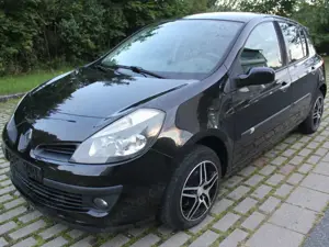 Renault Clio 1.2 16V+KLIMA+ALU+TÜV NEU