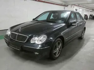 Mercedes-Benz C 180 Kompressor Automatik *Klima*Schiebedach*