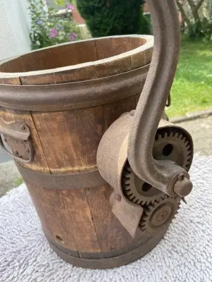 Antik - Butterfass  +  Eiseneimer