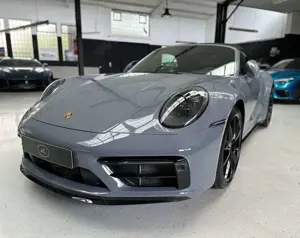 Porsche 911 4s / Cabrio / Hinterachslenkung / Sportpaket