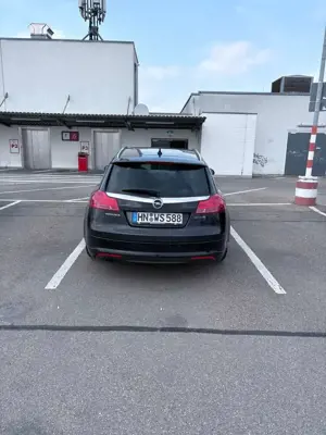 Opel Insignia Sports Tourer 2.0 CDTI ecoFLEX OPCLine Motorschade Bild 3