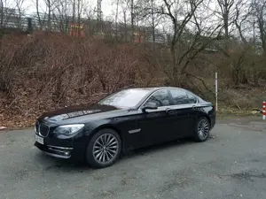 BMW 750 750i xDrive