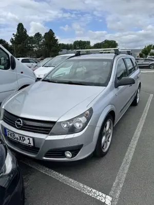 Opel Astra 1.9 CDTI Caravan Sport Standheizung