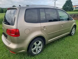 Volkswagen Touran 1.2 TSI LIFE 7Sitzer!KeinRost!Lesen!!